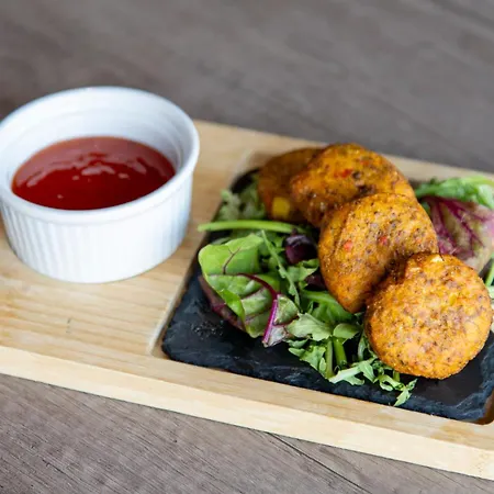 Station Aparthotel 4*