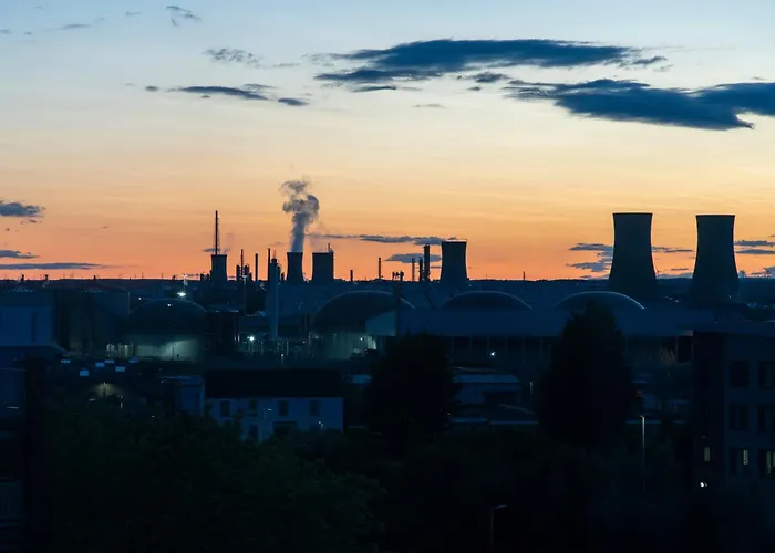 Station 4* Middlesbrough