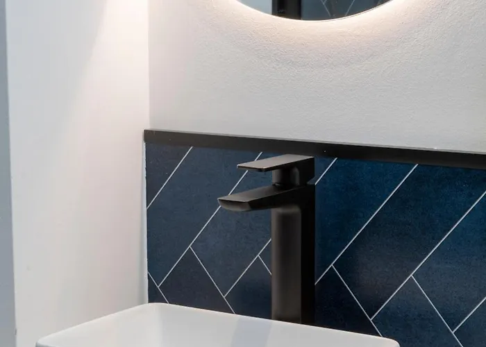 Aparthotel Station 4*